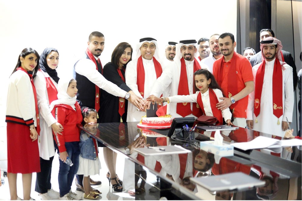 “أمفا القابضة” تحتفل بالأعياد الوطنية