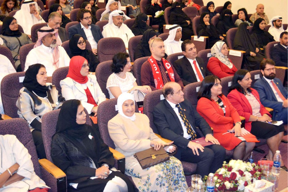 “الملكية للبنات” تحتفي بالمرأة والعيد الوطني