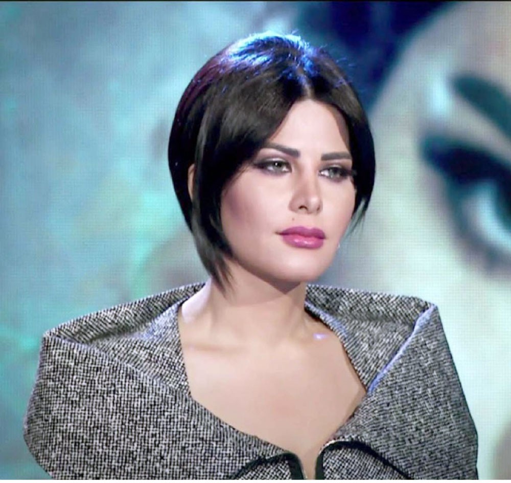"بنت الـ" شمس أغضبت الجمهور بالعري
