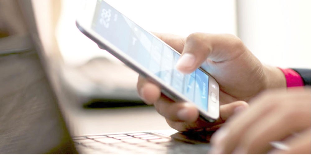 تواصل انخفاض مشتركي النقال