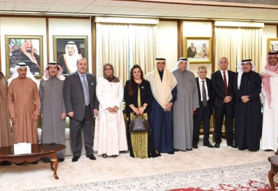 السفير آل الشيخ لـ “البلاد”: 177 ألف مسافر عبروا الجسر في يوم واحد