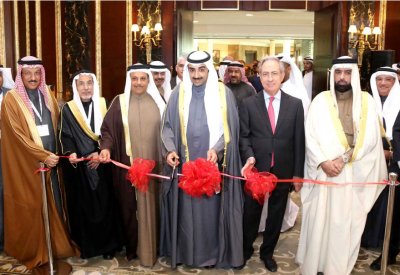 وصول وحدة عائمة للغاز الشهر المقبل