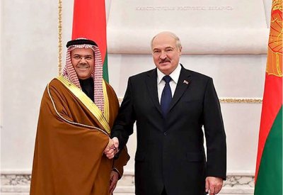 رئيس بيلاروسيا يتسلم أوراق الساعاتي