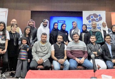 مناقشة تطوير العمل التطوعي
