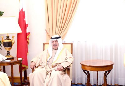 سمو الشيخ علي بن خليفة يشيد بالعلاقات مع الإمارات