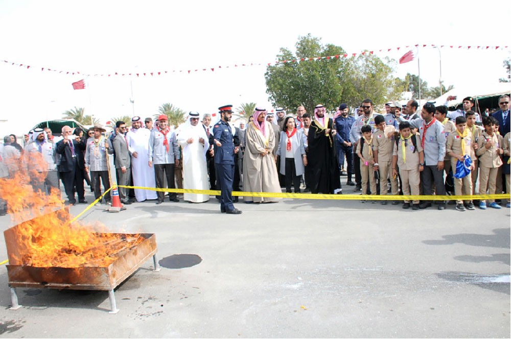 النعيمي والمؤيد يفتتحان المخيم الكشفي
