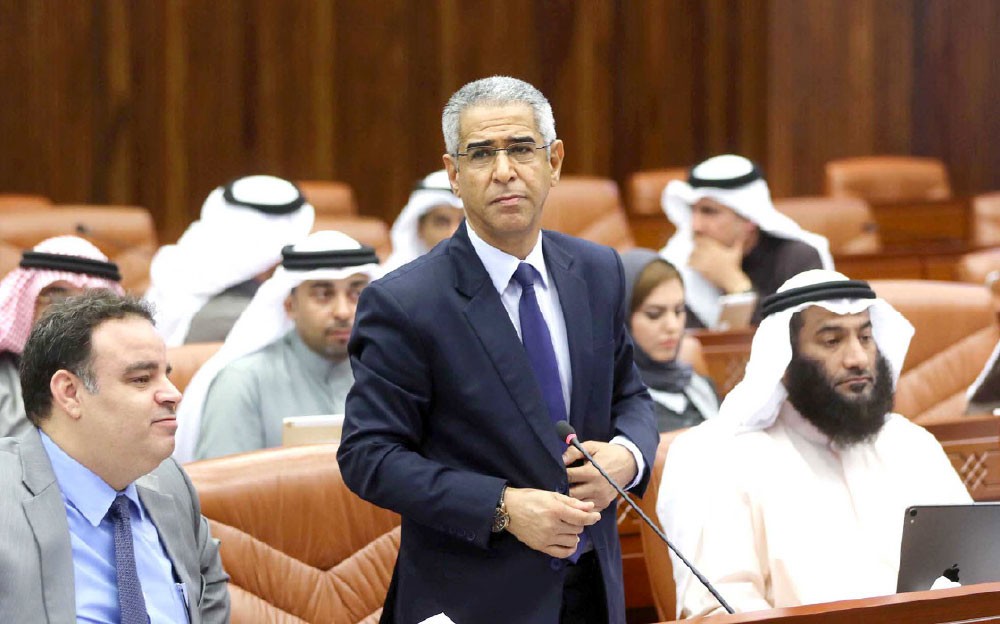 إعاقة شهادات طلبة الخارج “متعمدة”