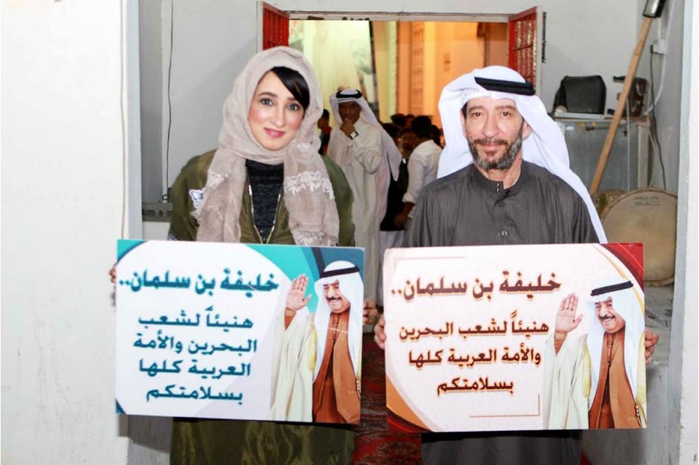 أهالي المحرق يعبرون عن سعادتهم بسلامة سمو رئيس الوزراء
