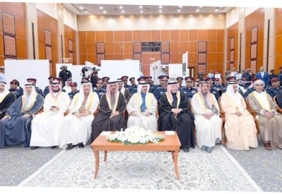 وزير الداخلية يفتتح معرض “معاً” ويعد بالاستمرارية