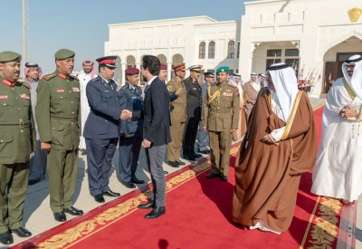 سمو ولي العهد في مقدمة مودّعي الأمير الحسين