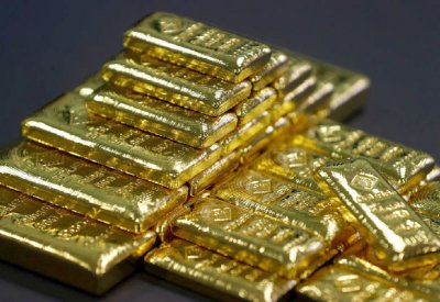 الذهب يصعد توقعا لتوقف رفع الفائدة