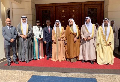 سمو رئيس الوزراء: البحرينيون يشكلون المحور الرئيس لبرامج الحكومة
