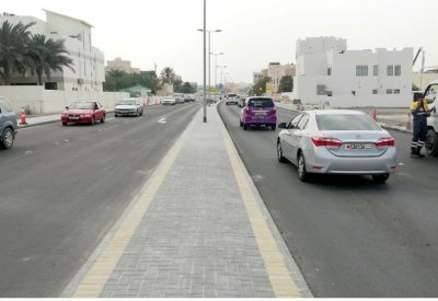“الأشغال” تكمل تطوير شارع 47 بمنطقة سند