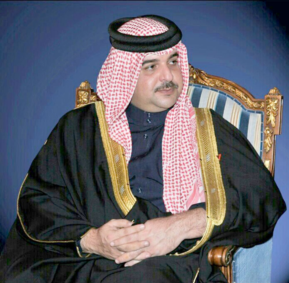 جلالة الملك وسمو رئيس الوزراء وسمو ولي العهد يتلقون تهنئة سمو الممثل الشخصي للعاهل