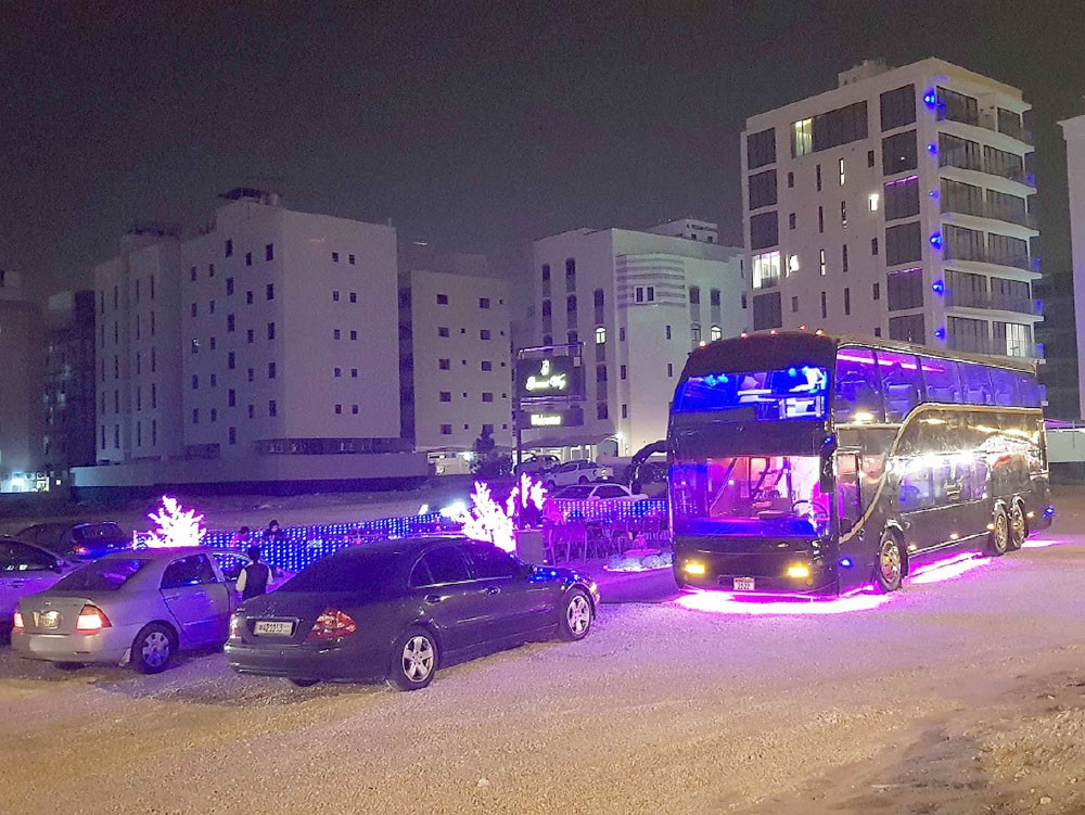 سباق شبابي محموم على مشاريع FOOD TRUCKS