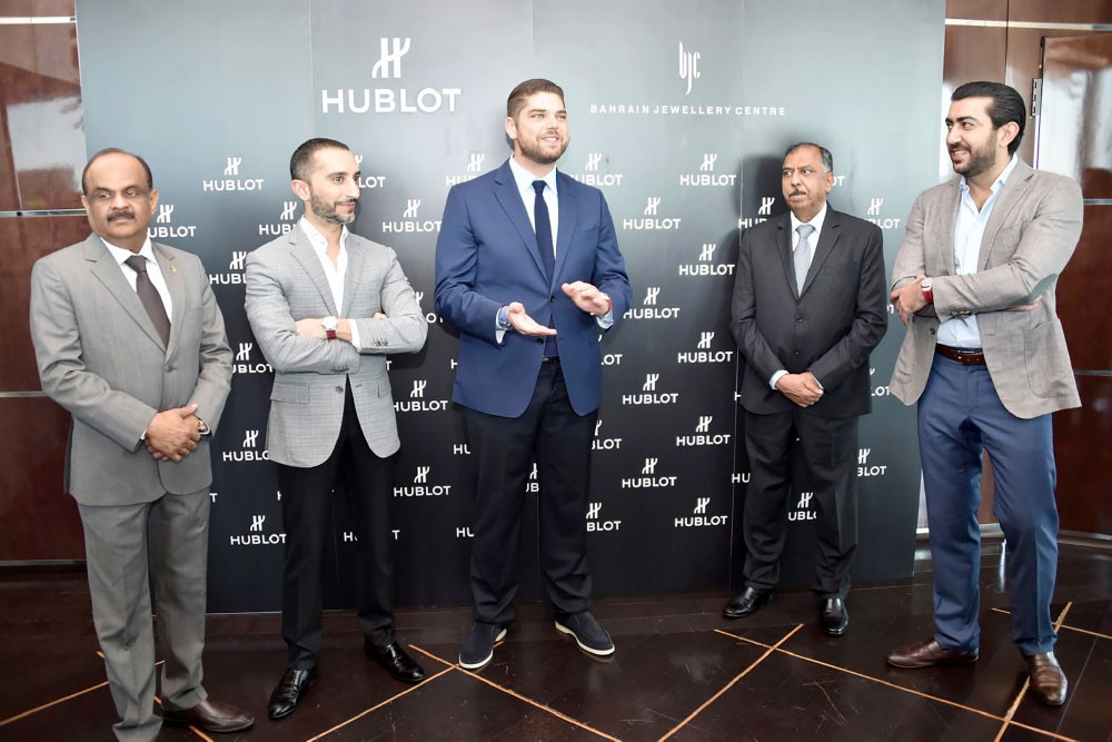 “هوبلو” و“البحرين للمجوهرات” يحتفلان بالميثاق