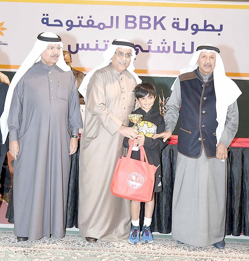 تتويج هاشم التوبلي بطلًا لفردي التنس