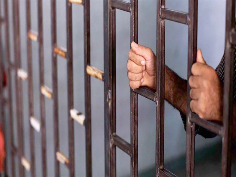 القبض على المتهمَين متلبسين باستلام المبلغ
