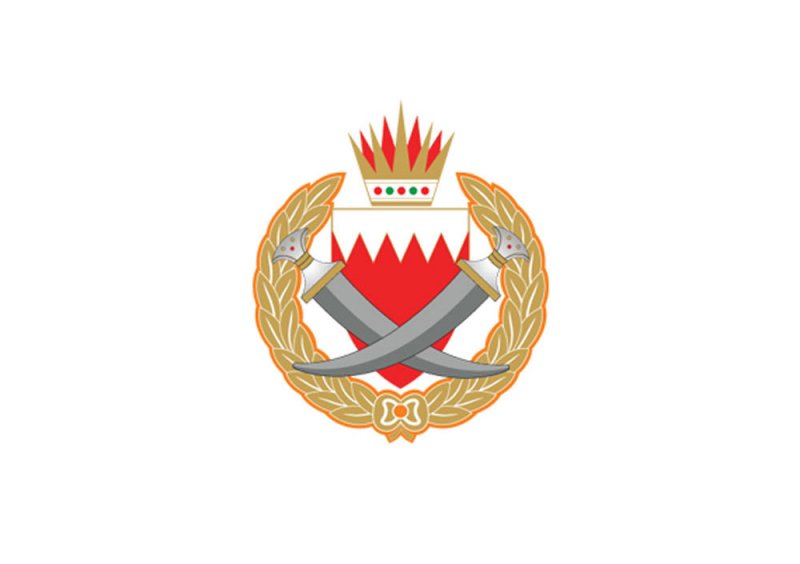 يزور بطاقات هوية ورخص قيادة