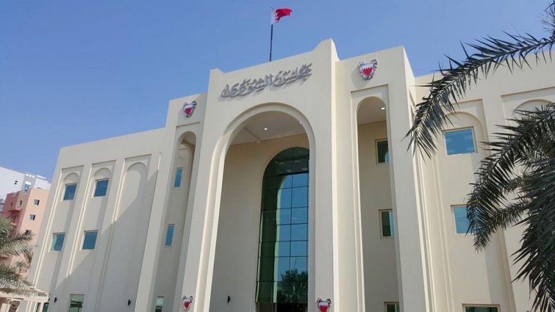 المعتذرون عن جلسة الشورى
