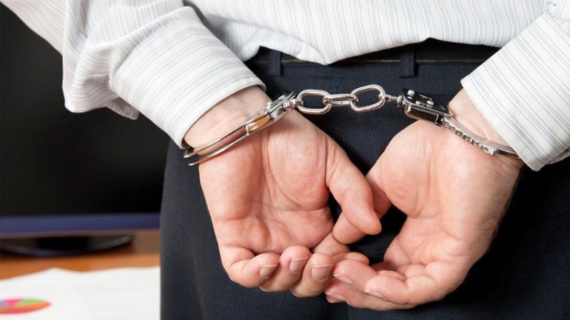 القبض على مشتبه بسرقة محلات بالبديع