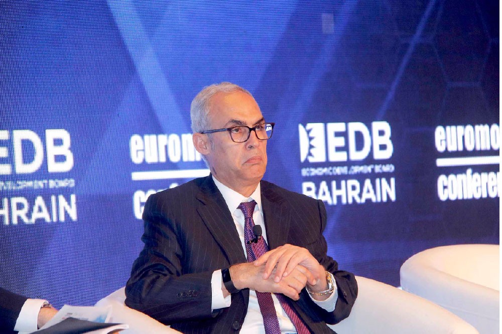المعراج: تطبيق “المضافة” بالقطاع المالي سلس ولا شكاوى