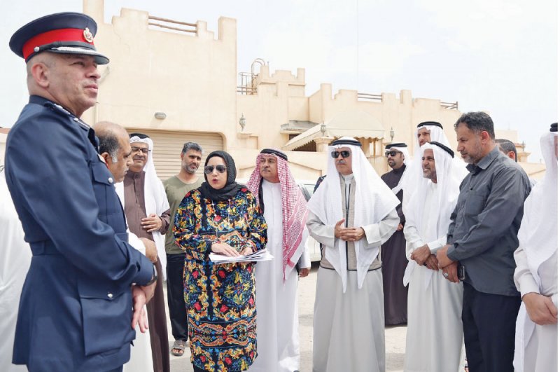 بحث احتياجات أهالي العكر الخدمية