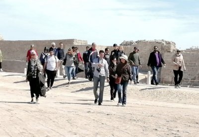 جولة بموقع قلعة البحرين