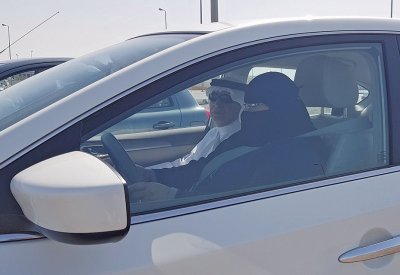متدربات السياقة السعوديات لـ “البلاد”: أهل البحرين سناد وعزوة