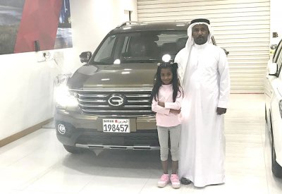 إقبال كبير على عروض “البحرين للسيارات”