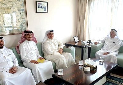 “يوسف بن أحمد كانو” تزور “جمعة الماجد”