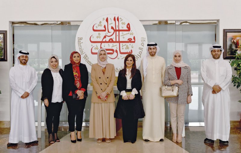 الأنصاري: التعاون مع “الصحفيين” لإبراز إنجازات المرأة
