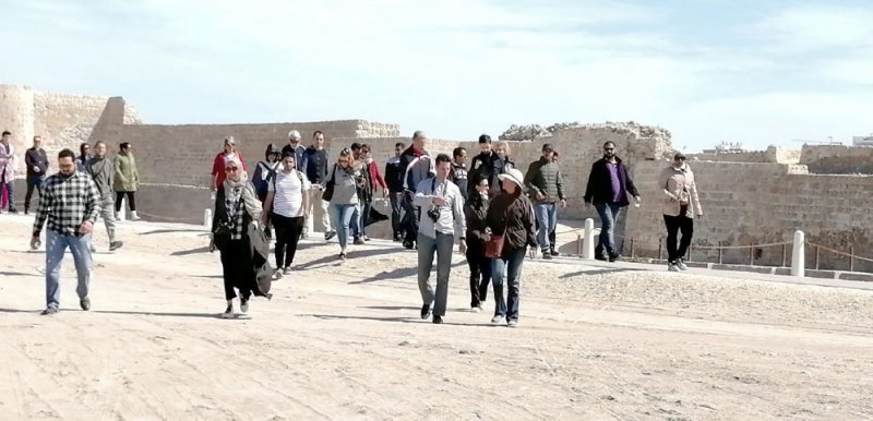 جولة بموقع قلعة البحرين