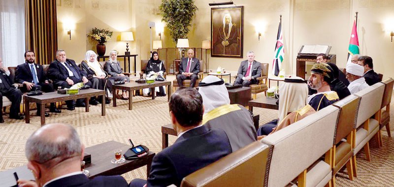 دعوة لتوثيق التعاون العربي