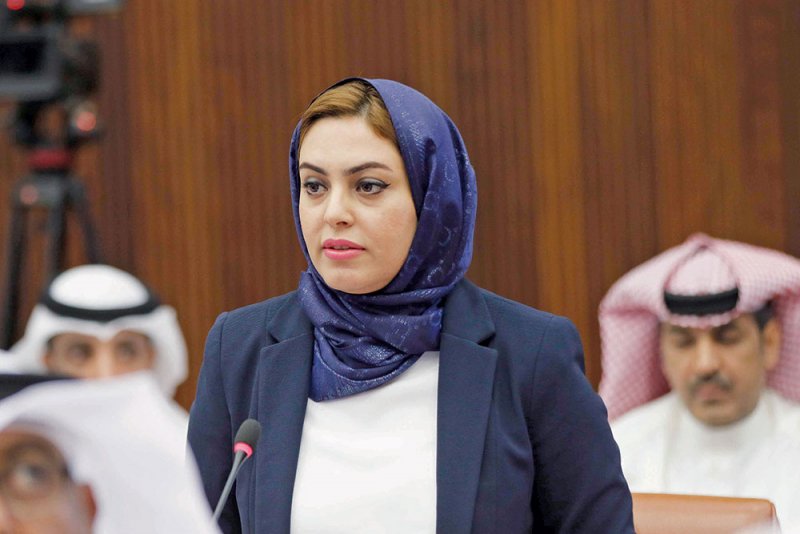 عبدالأمير تتوعد باستجواب الحمر لإيقاف “مزايا”