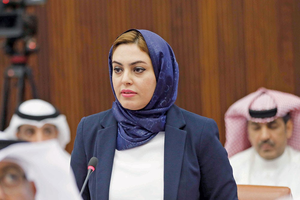 تمرير مراسيم السجلات التجارية والإلكترونية والشركات