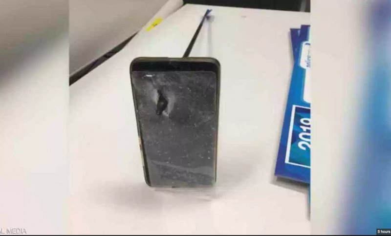 هاتف محمول ينقذ صاحبه من الموت بأعجوبة