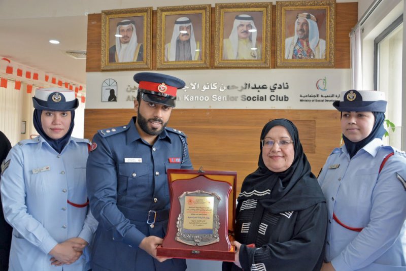 المديريات الأمنية تنظم زيارات للمدارس والمؤسسات المجتمعية