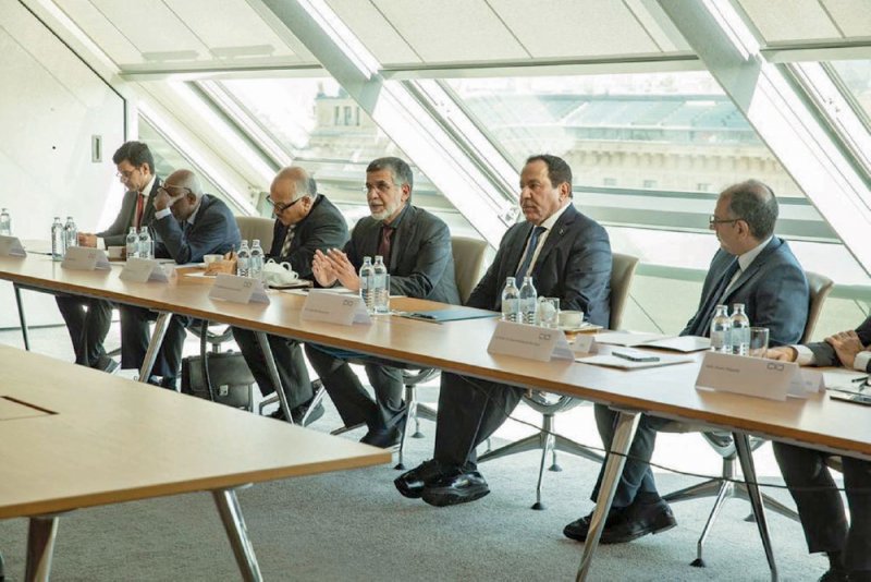 سمو رئيس الوزراء رسّخ نظامًا عالميًّا يدعم التنمية المستدامة