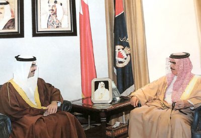 وزير الداخلية يتسلم تقريرا عن زيارة اليابان