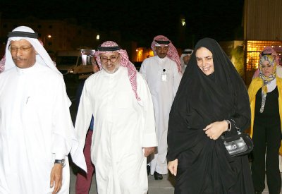 “مهرجان الذراعين” الزراعي يستقطب 15 ألف زائر