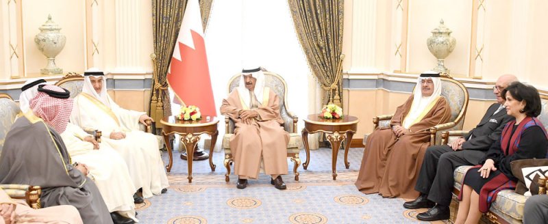 سمو رئيس الوزراء: القطاع الصحي في البحرين يحظى بكل الدعم والاهتمام