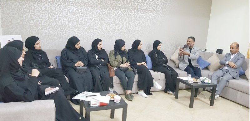 خريجات الإعلام بين مطرقة “التعطل” وسندان “الإهمال”