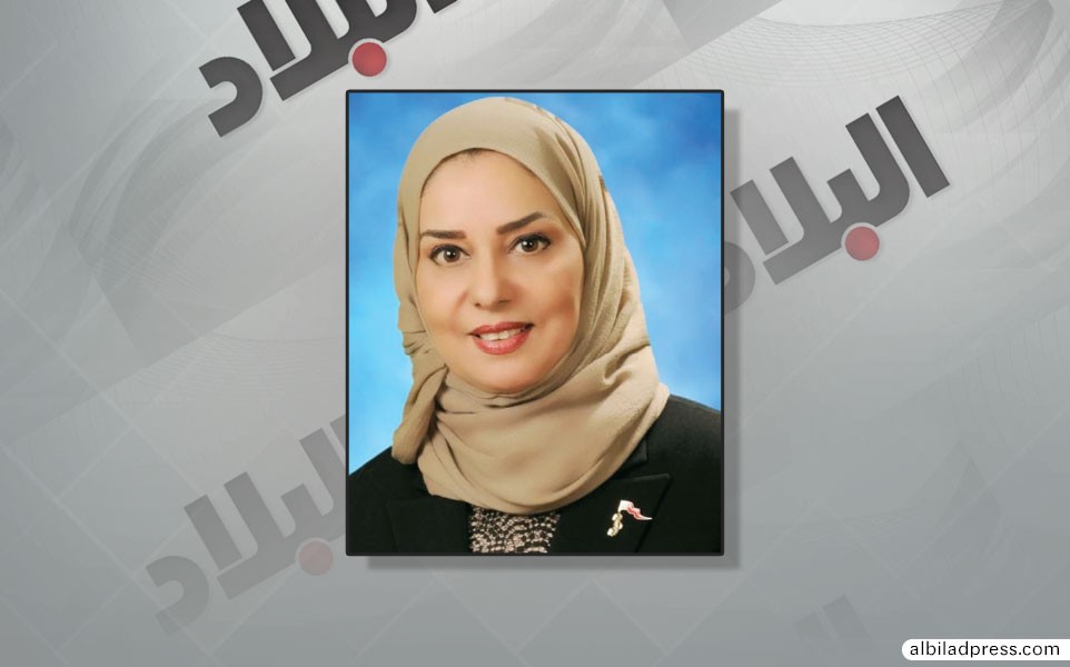 زينل ترعى معرضا فنيا خيريا