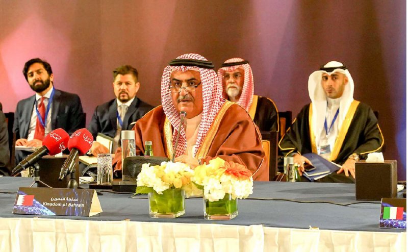 وزير الخارجية: البحرين ملتزمة بمكافحة جميع أشكال الإرهاب