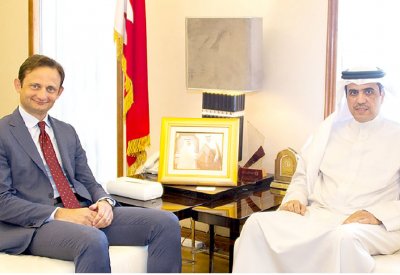 الارتقاء بالعلاقات البحرينية الإيطالية