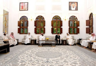 القائد العام يستقبل سفير اليابان وبرلمانيين ومواطنين