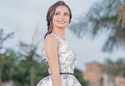 كارمن سعيدة
