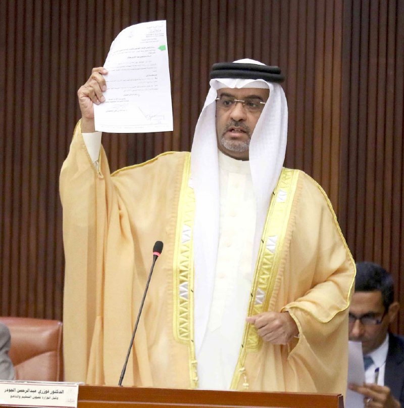 “لا تنازل” نيابي بقضية خريجي طلبة الصين