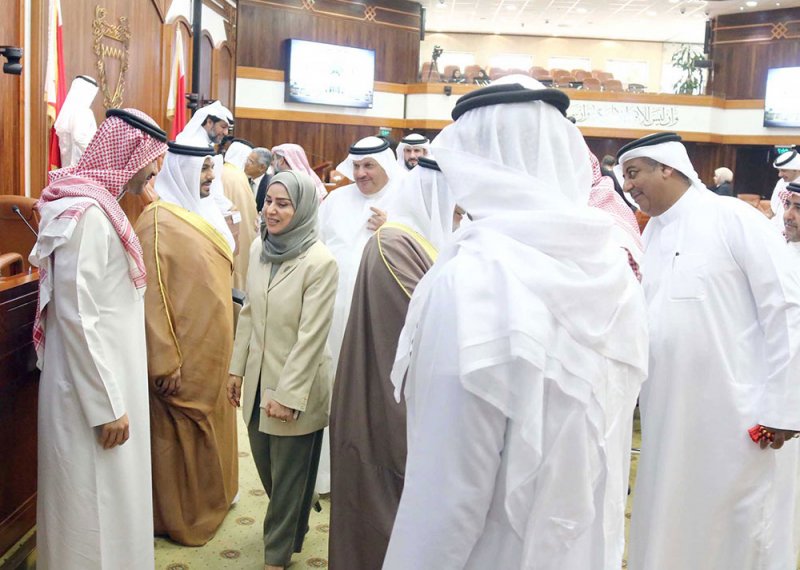 “الميزانية” تعبر بوابة “النواب” بأمان